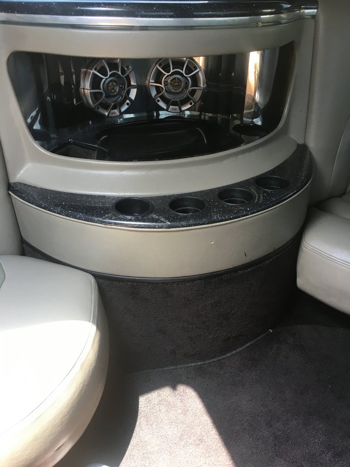 Photo of Limousine for sale: 2005 Hummer H2 200&quot; by Krystal