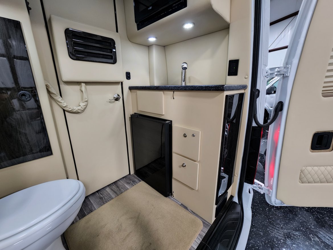 Sprinter for Sale in Houston, TX - Photo 15
