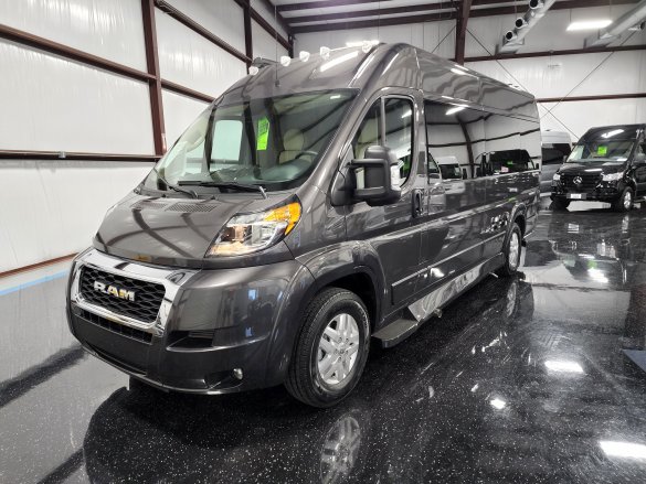2022 Dodge Ram Promaster 3500 159" High Roof Midwest Cruiser Sprinter for Sale in Houston, TX - Photo 3