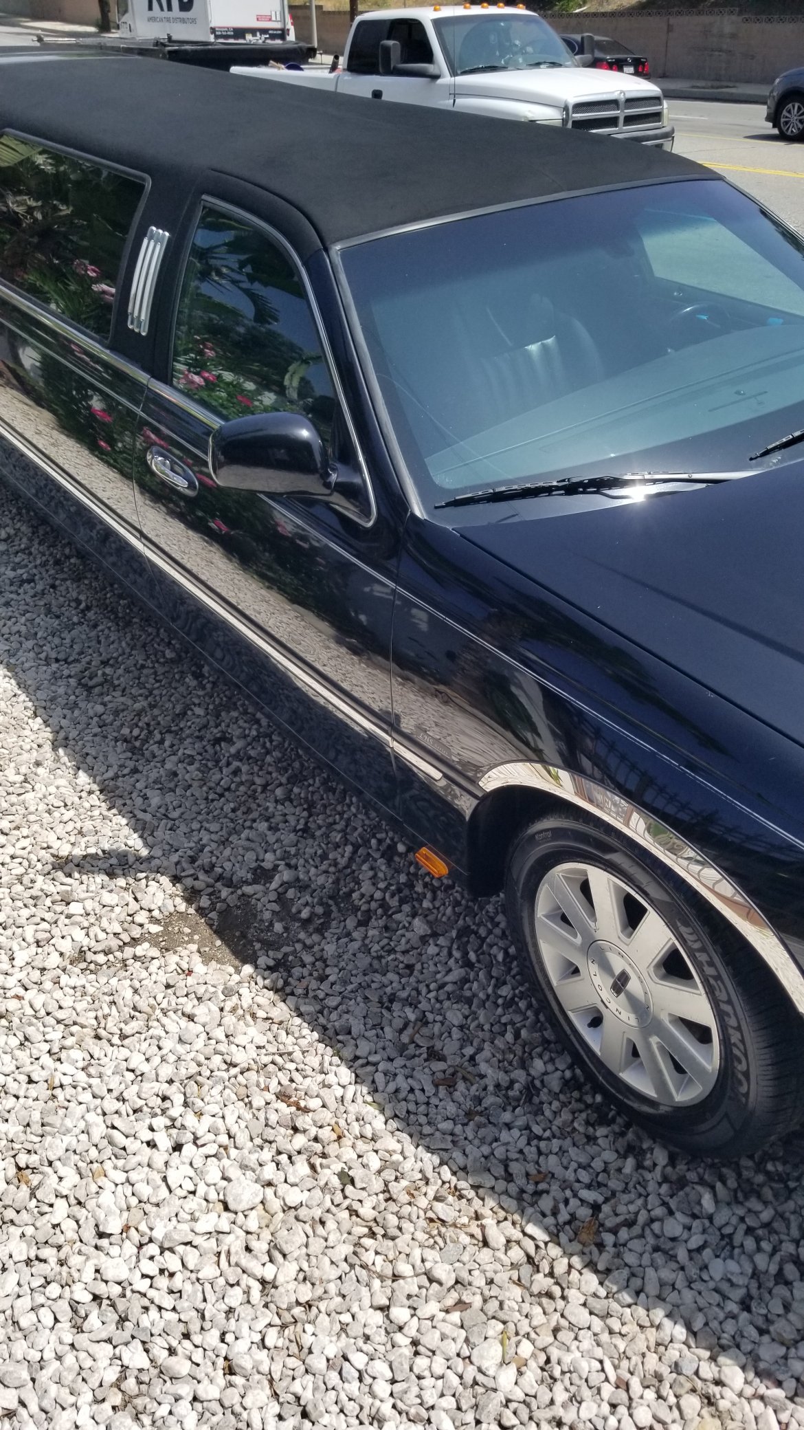 Limousine for Sale in Chatsworth, CA - Photo 9