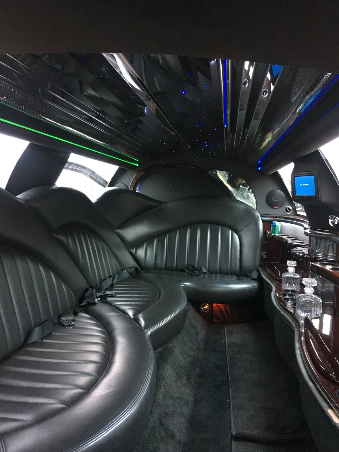 Photo of Limousine for sale: 2008 Lincoln Town Car 120&quot; by Executive Coach
