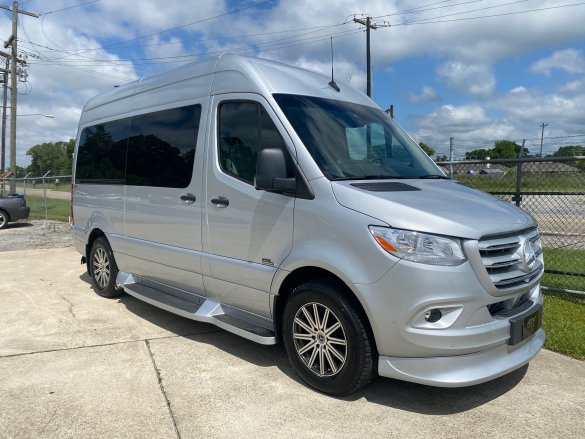 2023 Mercedes-Benz Luxe Cruiser 144 Sprinter for Sale in Baton Rouge, LA - Photo 2
