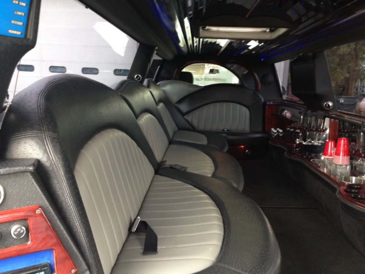 Photo of Limousine for sale: 2007 Chevrolet Suburban 200" by Executive
