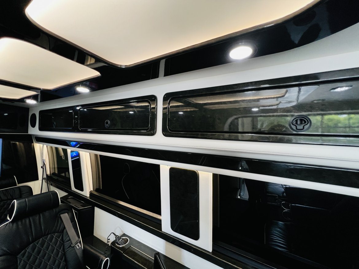 Sprinter for Sale in Hollywood, FL - Photo 11