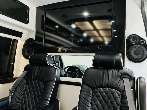 2016 Mercedes-Benz 2500 Business Class Sprinter Sprinter for Sale in Hollywood, FL - Photo 3