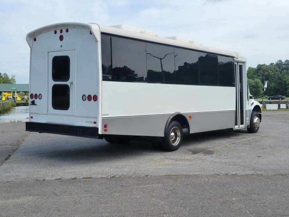 2019 Freightliner Champion Defender Limo Bus for Sale in Federalsburg, MD - Photo 3