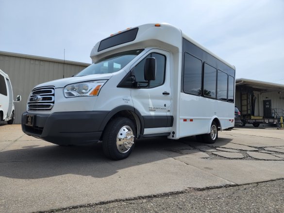 2017 Ford Transit Limo Sprinter for Sale in Erie, PA - Photo 2