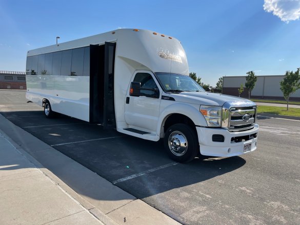 2014 Ford F550 Limo Bus for Sale in Aurora, CO - Main Photo