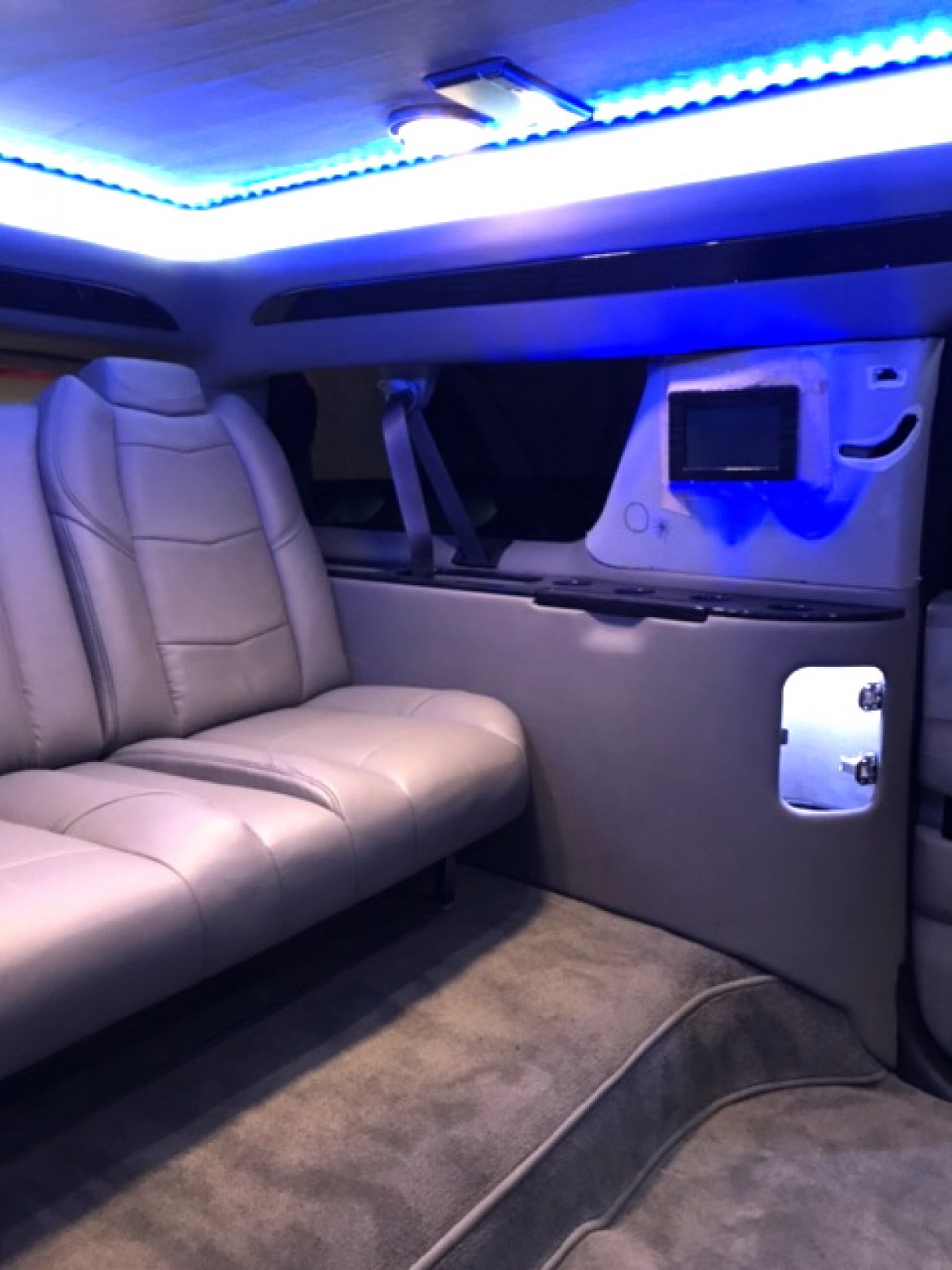 Photo of CEO SUV Mobile Office for sale: 2017 Cadillac Escalade 30" by Quality Coach