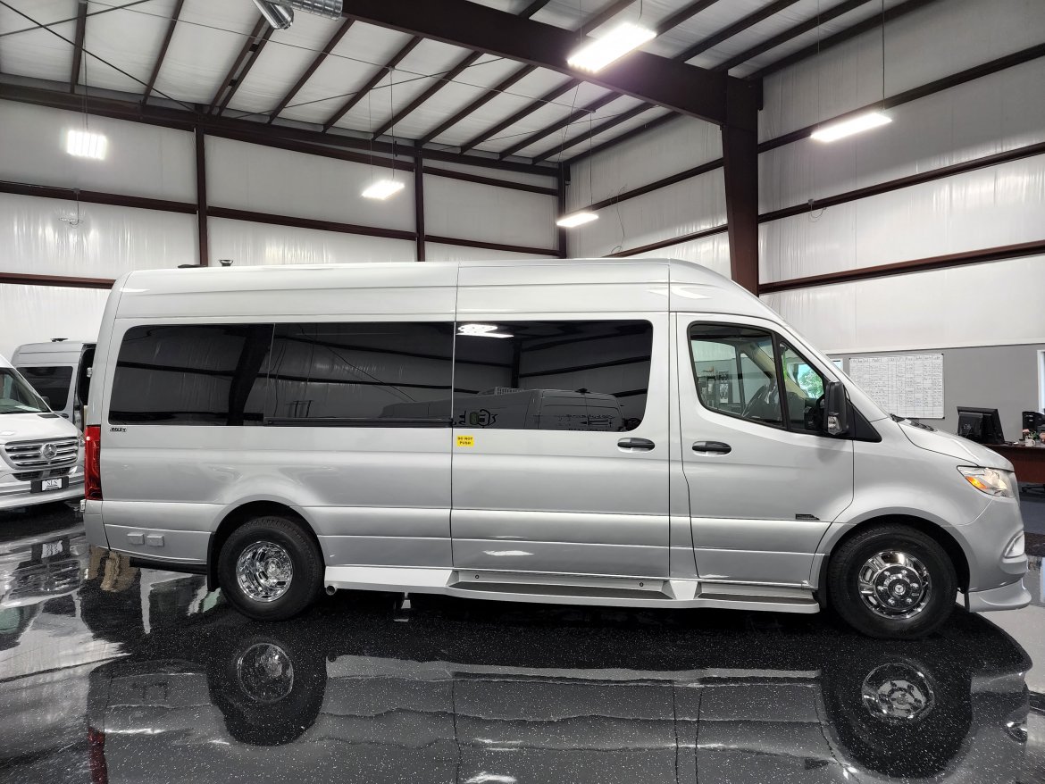 Sprinter for Sale in Houston, TX - Photo 4