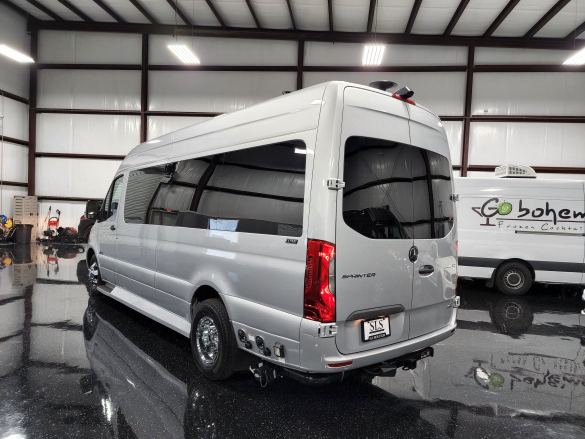 Sprinter for Sale in Houston, TX - Photo 8