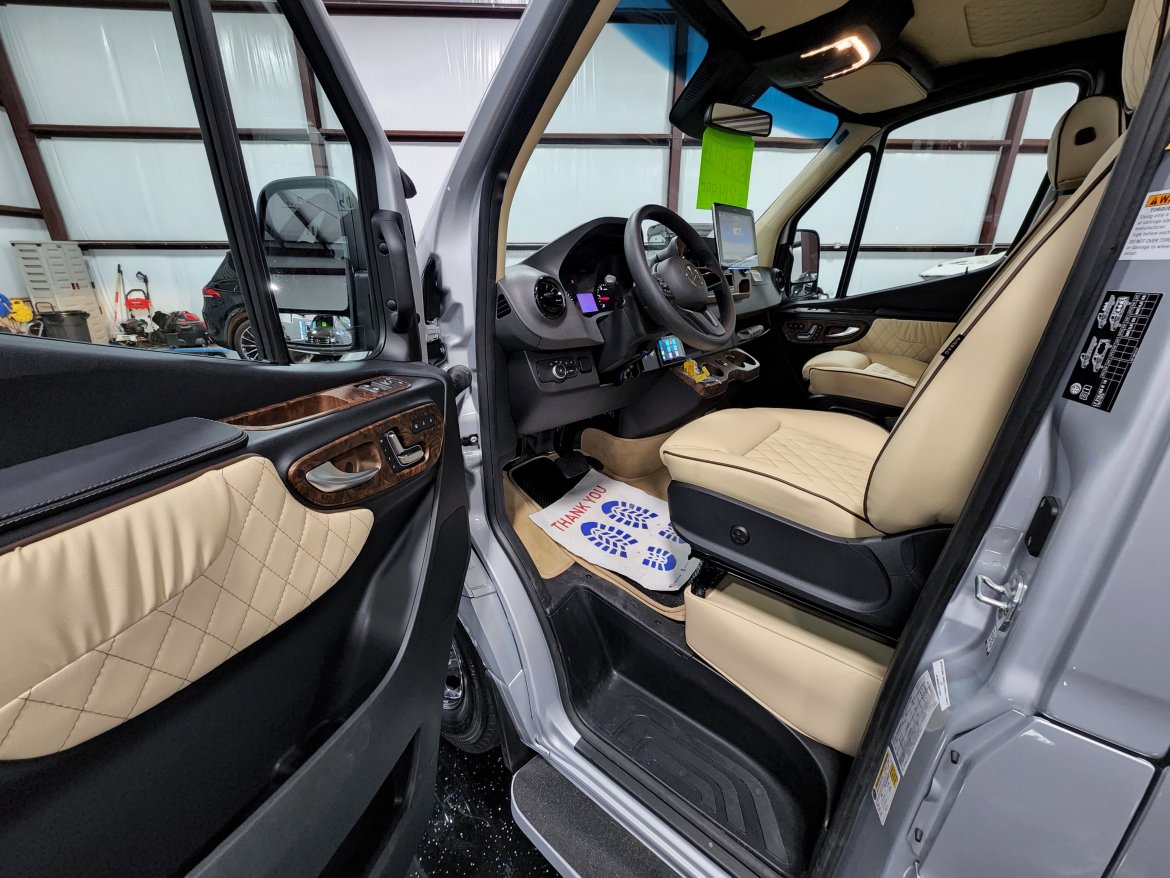 Sprinter for Sale in Houston, TX - Photo 15