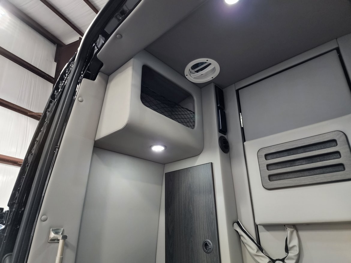 Sprinter for Sale in Houston, TX - Photo 11