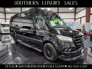 2023 Mercedes-Benz Sprinter 3500 170" EXT Midwest Luxe Daycruiser Sprinter for Sale in Houston, TX - Main Photo