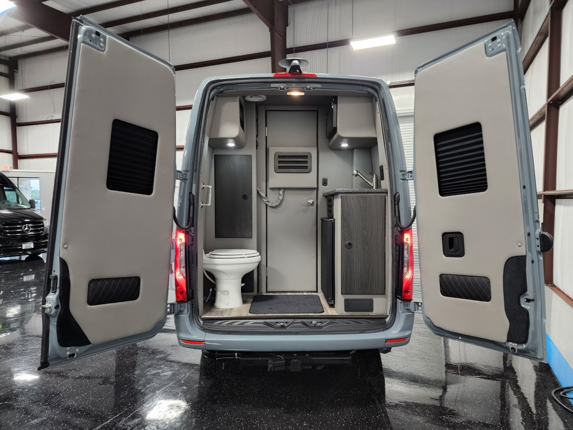 Sprinter for Sale in Houston, TX - Photo 9