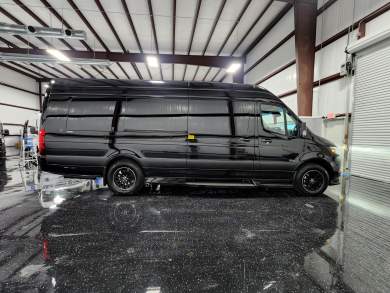 2023 Mercedes-Benz Sprinter 3500 170" EXT Luxe Day Cruiser D6 SS Sprinter for Sale in Houston, Texas, US - Photo 4