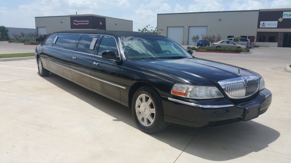 2007 Lincoln TownCar Limousine for Sale in CYPRESS, TX - Photo 3
