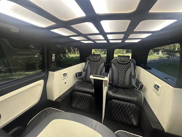 2021 Mercedes-Benz Metris CEO Sprinter for Sale in Morganville, NJ - Photo 2