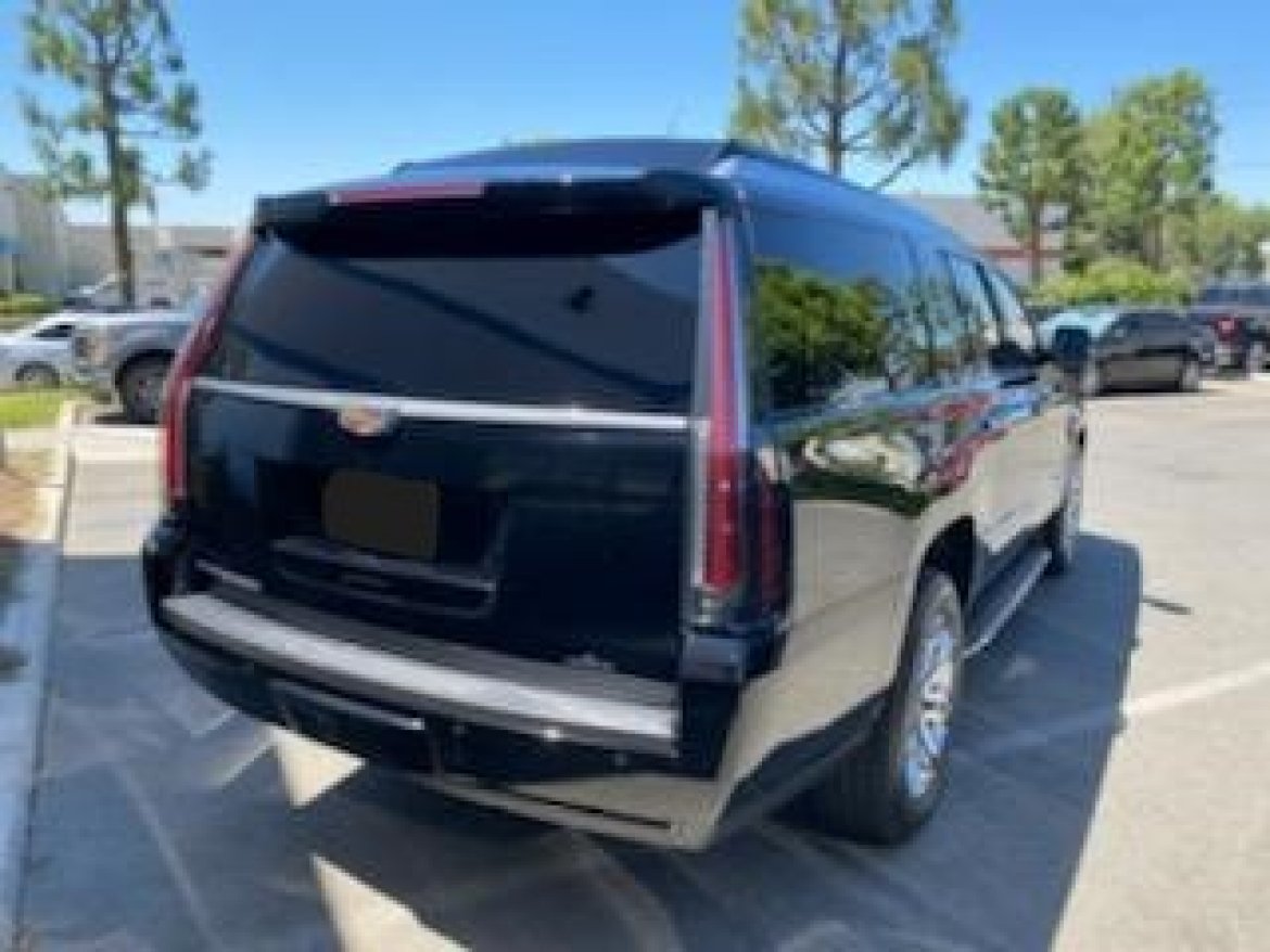 CEO SUV Mobile Office for Sale in Ontario, CA - Photo 4