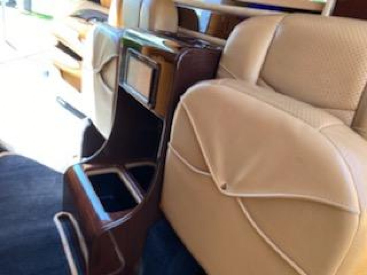 CEO SUV Mobile Office for Sale in Ontario, CA - Photo 12