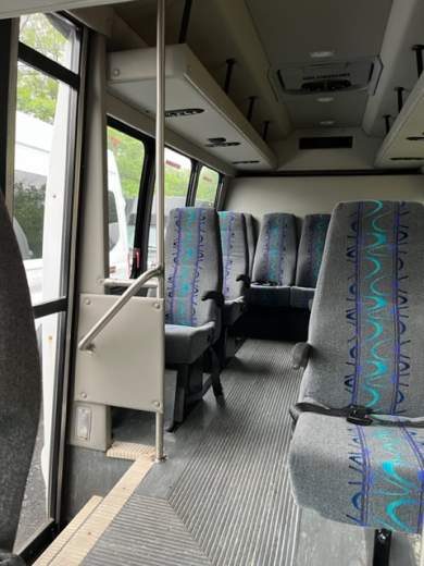 2013 Chevrolet VanTerra Shuttle Bus for Sale in Livingston, New Jersey, US - Photo 4