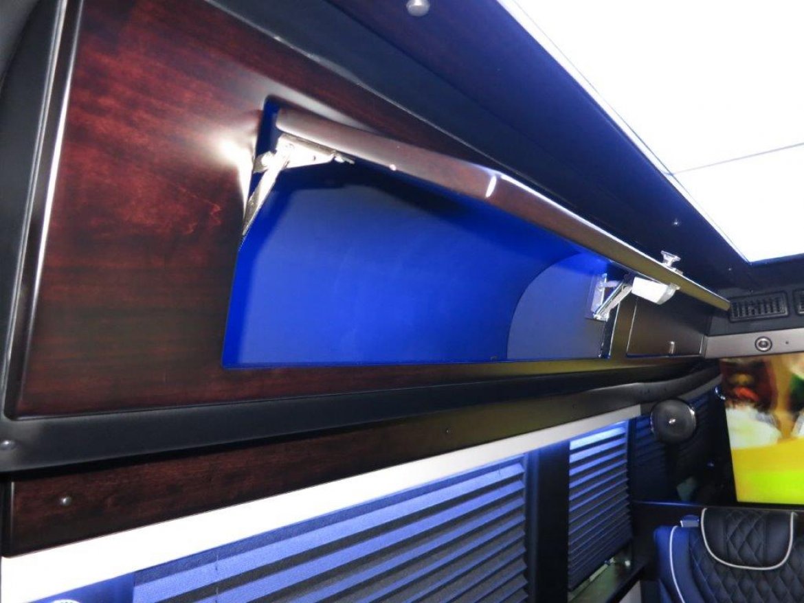 Sprinter for Sale in Carson, CA - Photo 9