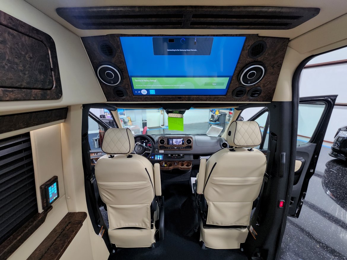 Sprinter for Sale in Houston, TX - Photo 27