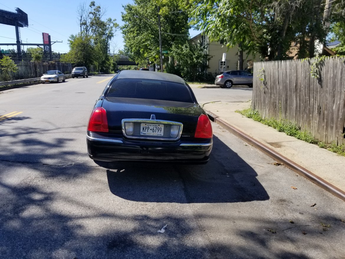 Limousine for Sale in Howard Beach, NY - Photo 5