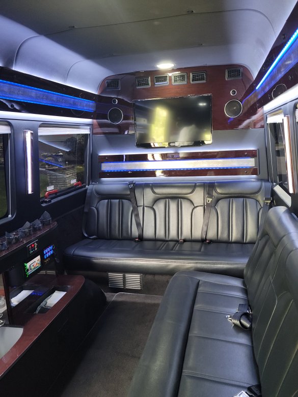 2015 Mercedes-Benz 3500 Sprinter for Sale in 18360, PA - Photo 2