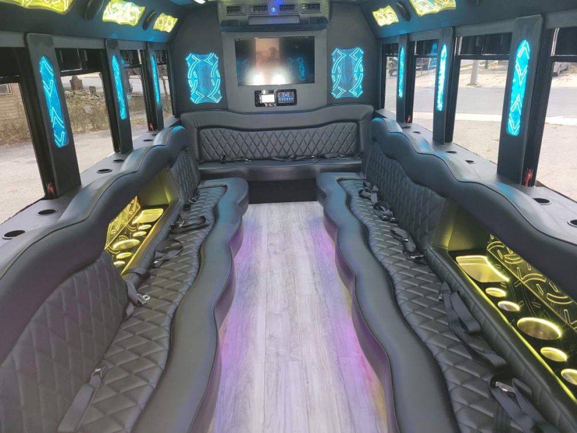 Limo Bus for sale: 2016 Ford E-450 by Starcraft