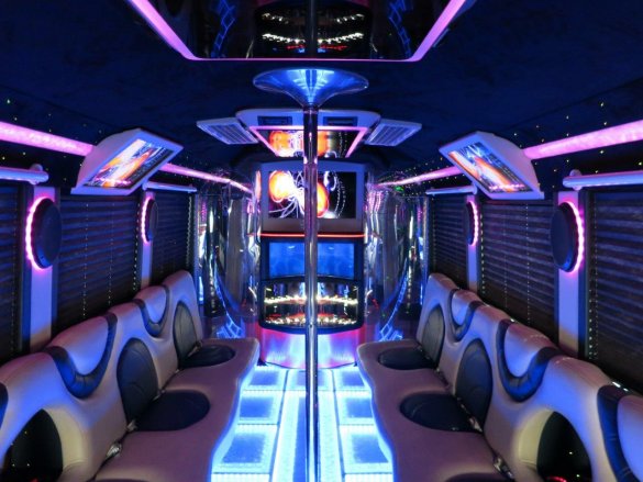2017 Freightliner M2 Defender Limo Bus for Sale in Carson, CA - Photo 2