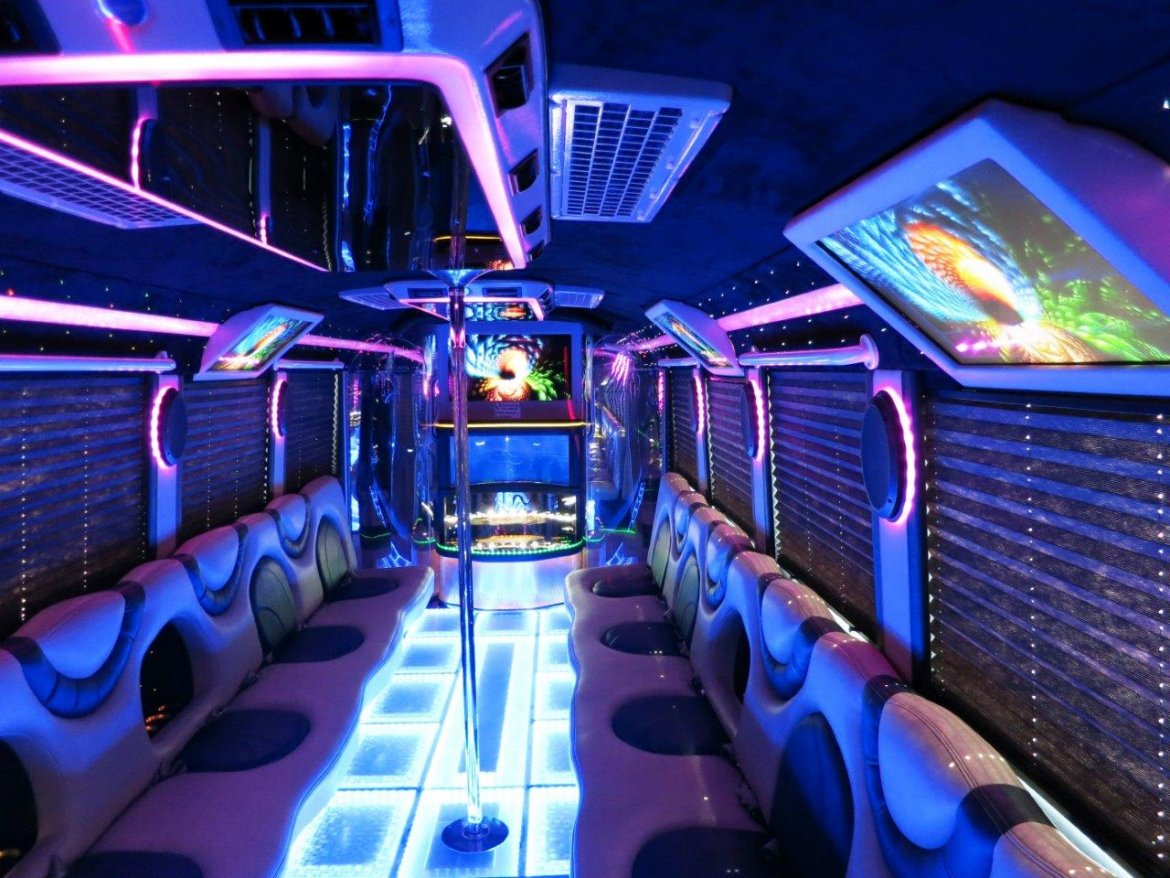 Limo Bus for Sale in Carson, CA - Photo 10