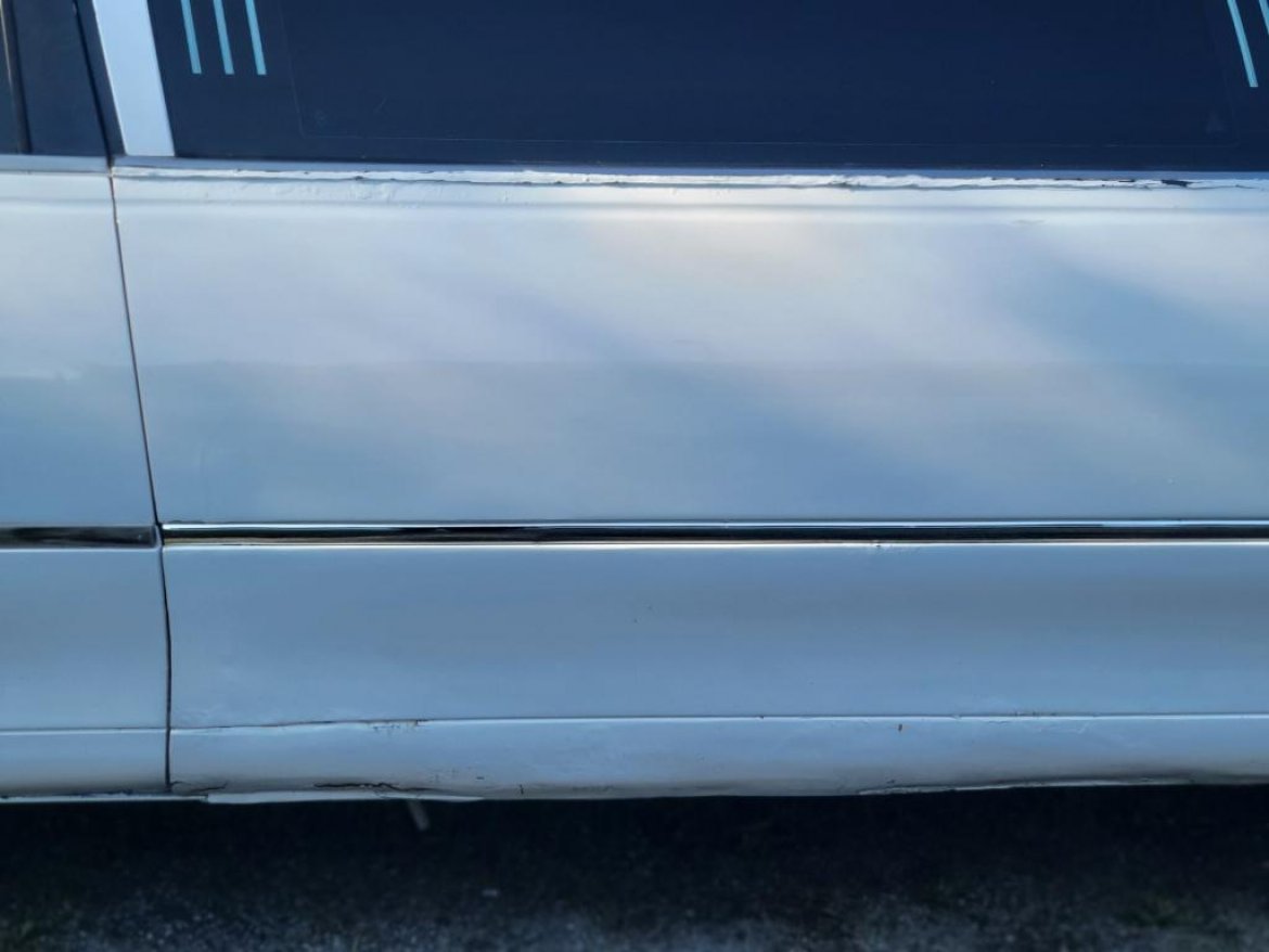 Limousine for Sale in North Attleboro, MA - Photo 11