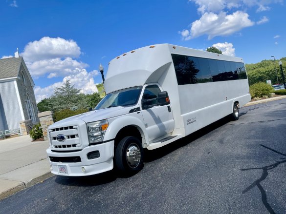 2012 Ford F550 Limo Bus for Sale in North attleboro, MA - Main Photo