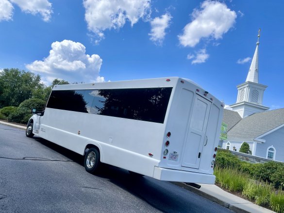 2012 Ford F550 Limo Bus for Sale in North attleboro, MA - Photo 3