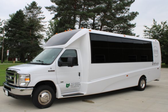 2019 Ford Grech Motors Limo Bus for Sale in North Royalton, OH - Photo 2