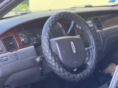2010 Lincoln Town Car Limousine for Sale in Lake Worth, Florida, US - Photo 3