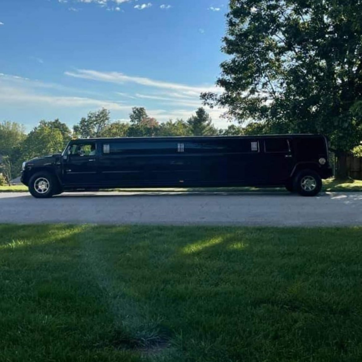 Limousine for Sale in Berea, KY - Photo 4