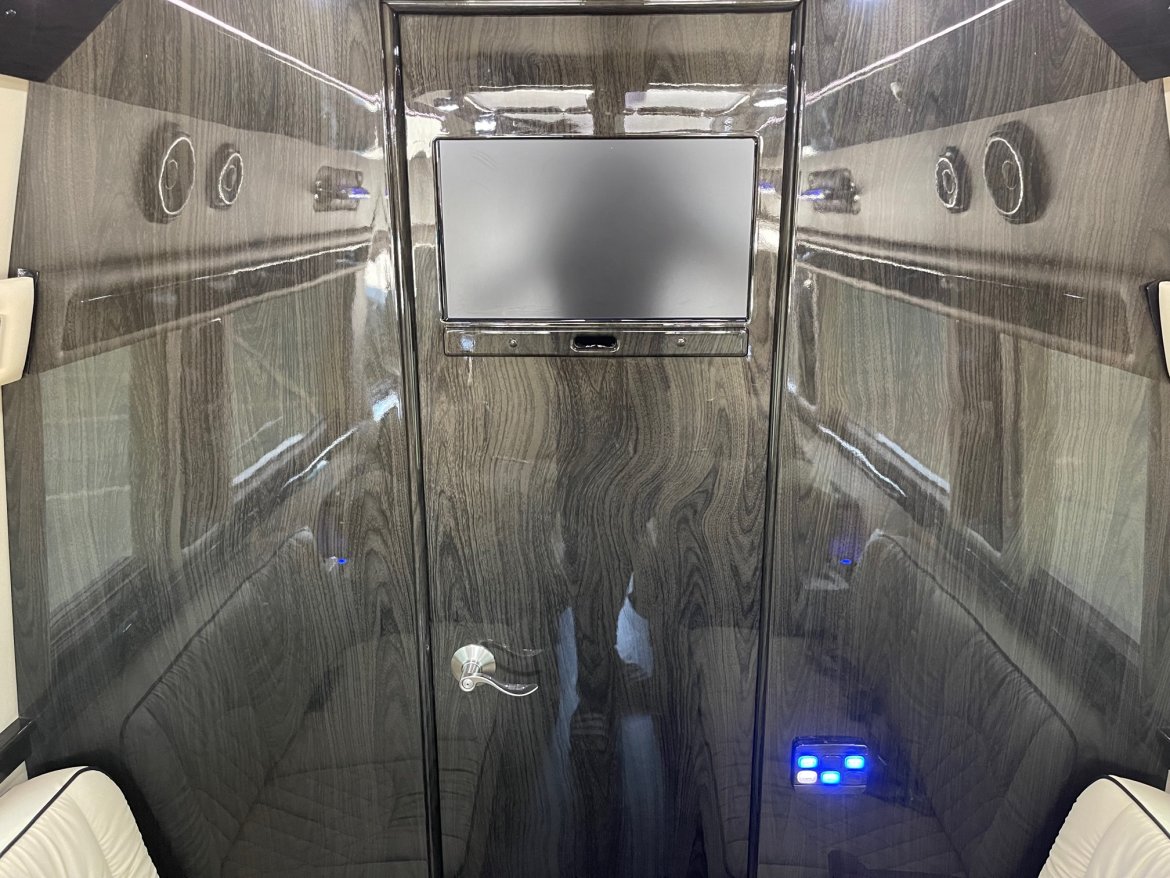 Sprinter for Sale in Katy, TX - Photo 21