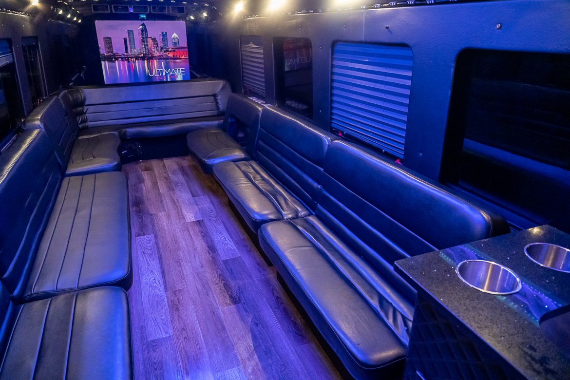 Limo Bus for Sale in Tampa, FL - Photo 9