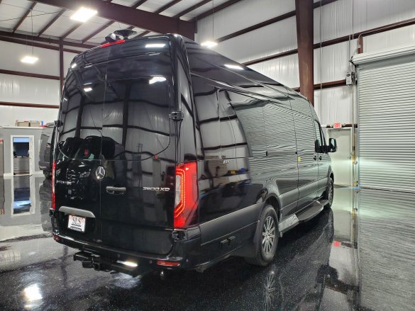 2023 Mercedes-Benz Sprinter 3500 170 Midwest Luxe Daycruiser SS Sprinter for Sale in CYPRESS, TX - Photo 3