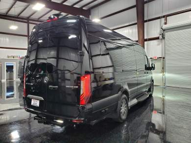 2023 Mercedes-Benz Sprinter 3500 170 Midwest Luxe Daycruiser SS Sprinter for Sale in CYPRESS, Texas, US - Photo 3