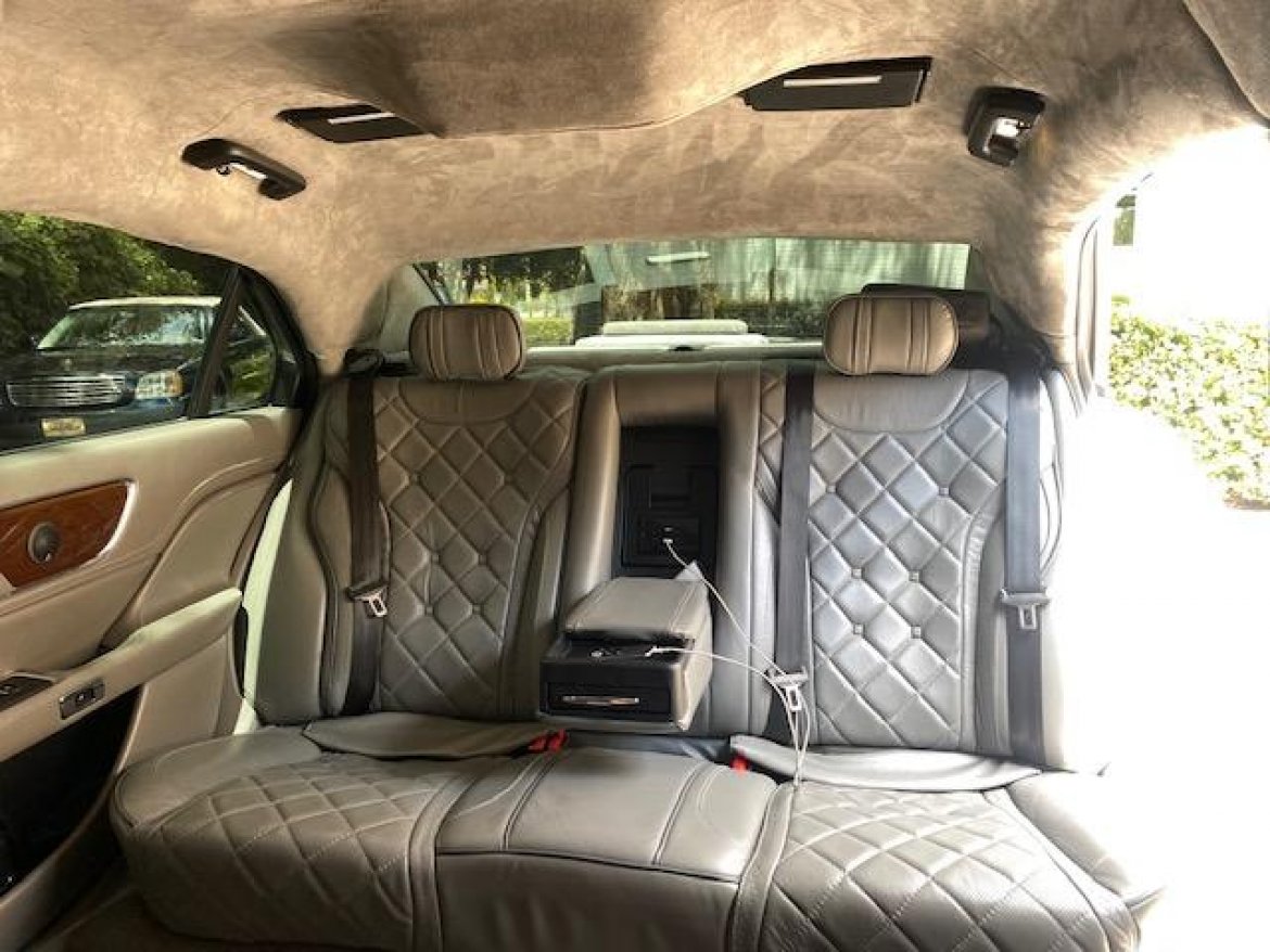 Limousine for Sale in Ontario, CA - Photo 9
