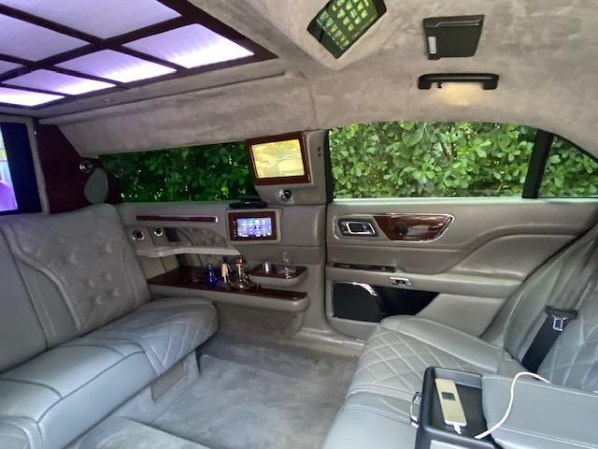 Limousine for Sale in Ontario, CA - Photo 12