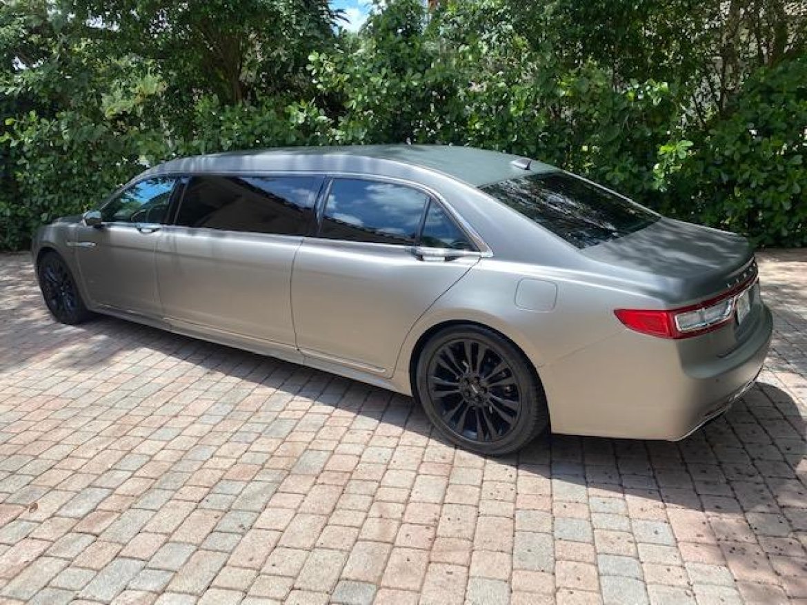 Limousine for Sale in Ontario, CA - Photo 2