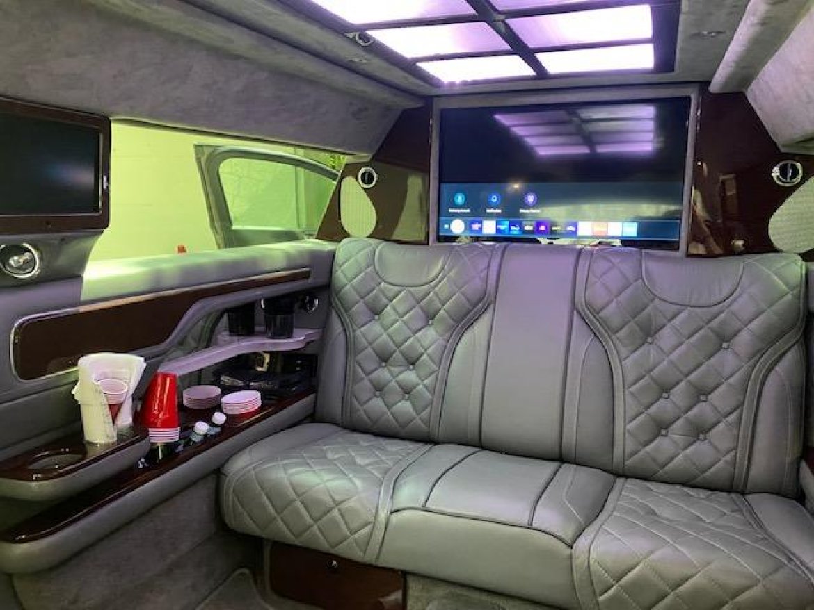Limousine for Sale in Ontario, CA - Photo 13