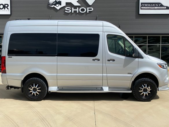 2023 Mercedes-Benz Luxe Cruiser 144 4x4 Sprinter for Sale in Baton Rouge, LA - Photo 2