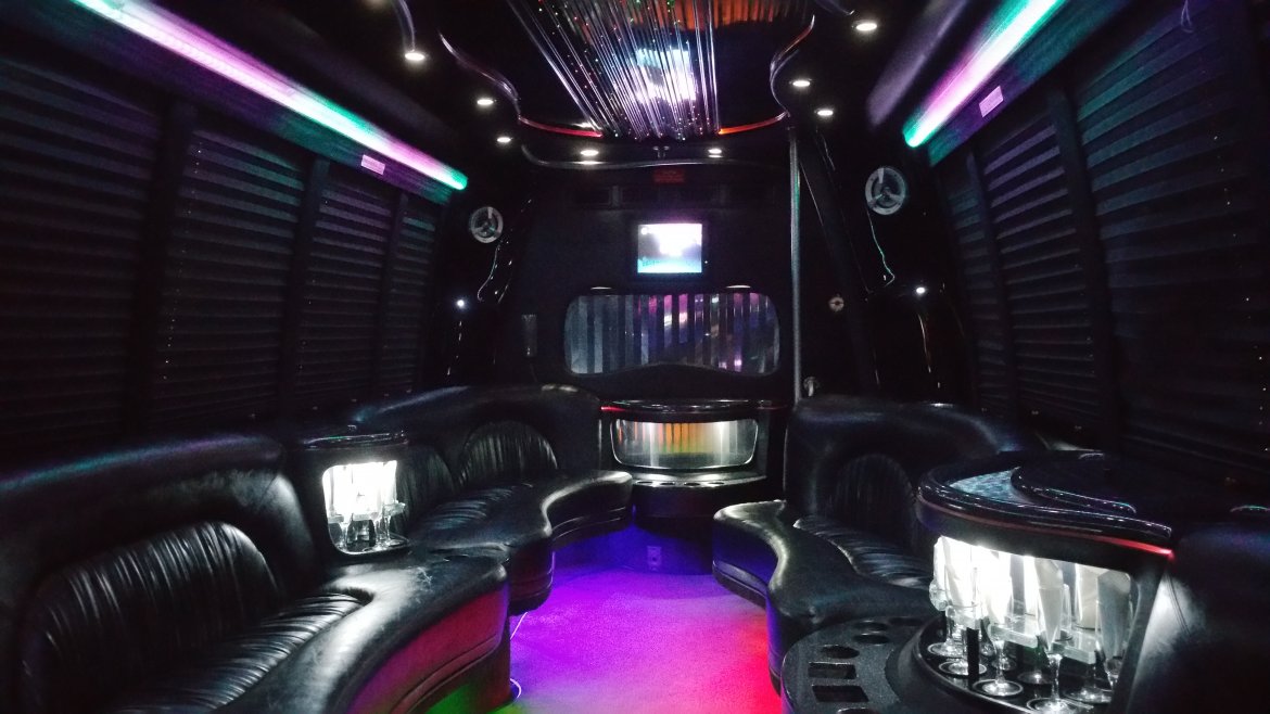 Photo of Limo Bus for sale: 2006 Ford E 450 by Krystal