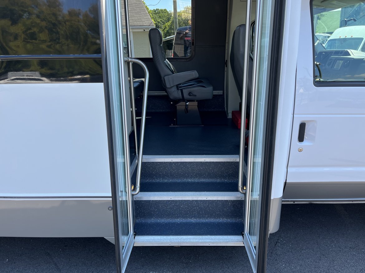 Shuttle Bus for Sale in Pasadena, MD - Photo 6