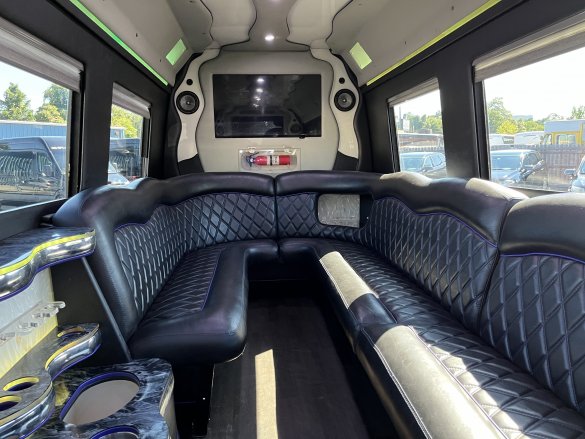 2016 Mercedes-Benz Sprinter 3500 170” ext 4 Wheel drive Sprinter for Sale in Pasadena, MD - Main Photo